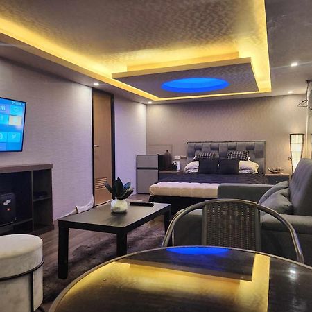 Avana Hills Boracay Liltime Deluxe Suite Balabag  Kültér fotó